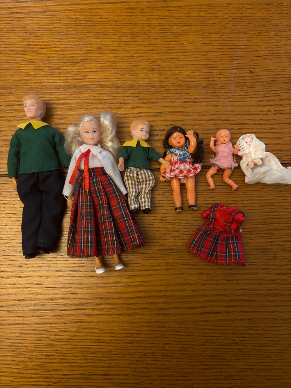 Vintage Dollhouse Family